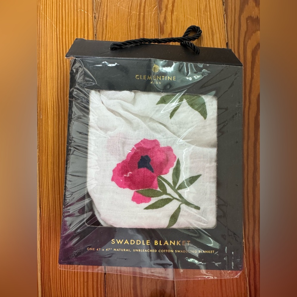NWT Clementine Kids Floral Swaddle Blanket